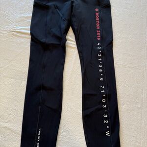 Lululemon Fast & Free 7/8 Tight II *Non-Reflective Nulux 25"  Boston Marathon